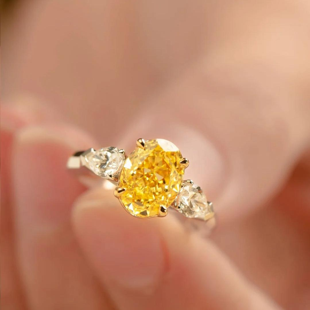 Luxury 2 Carat Yellow Moissanite Ring