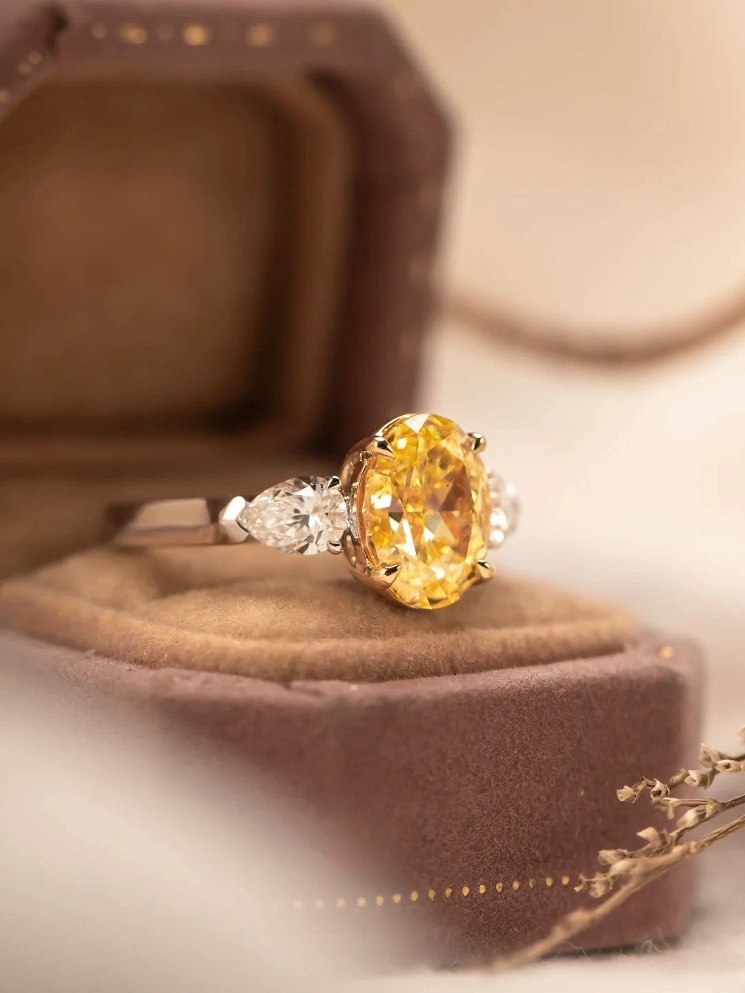 Luxury 2 Carat Yellow Moissanite Ring