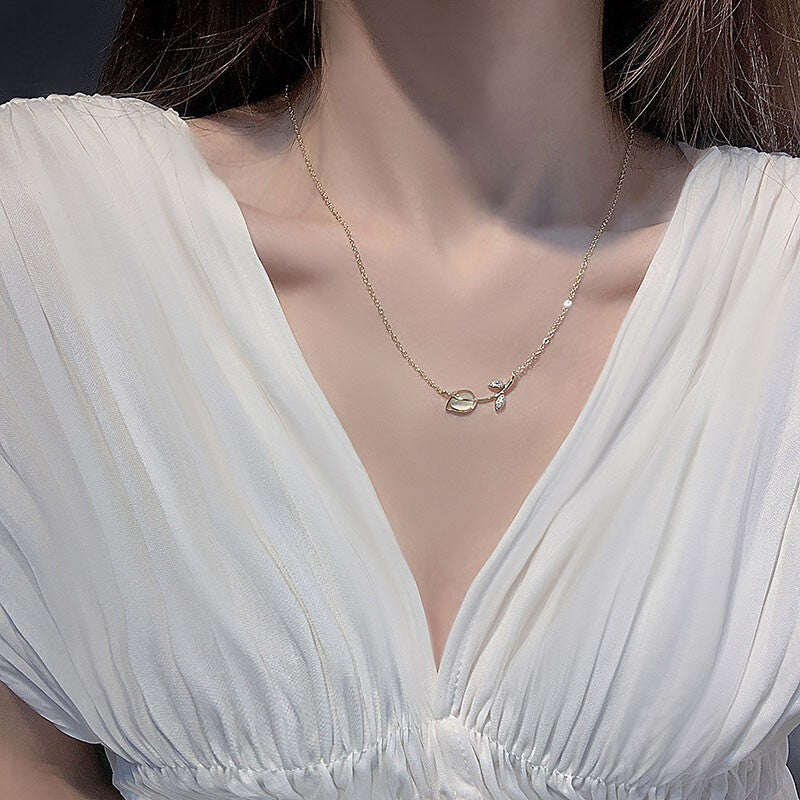 White Chalcedony Tulip Necklace in 925 Silver
