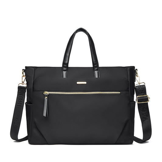Lightweight Large-Capacity Nylon Shoulder Bag