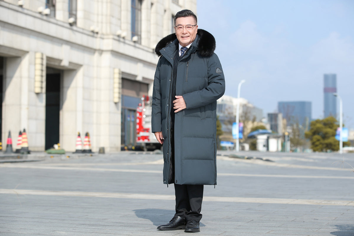 Men's Long Down Coat with Optional Fur Collar