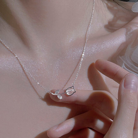 White Chalcedony Tulip Necklace in 925 Silver