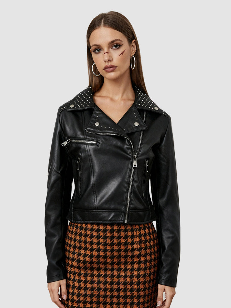 Women's short PU faux leather fitted V-neck zipper jacket