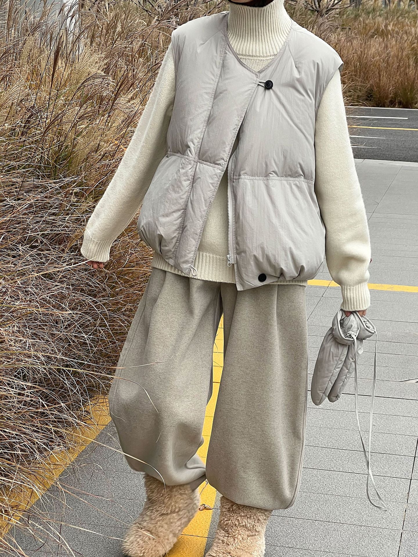 Womens Down Vest with Gloves