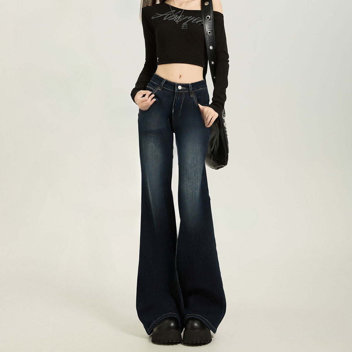 Women's Low-Waist Flared Jeans – Dark Blue