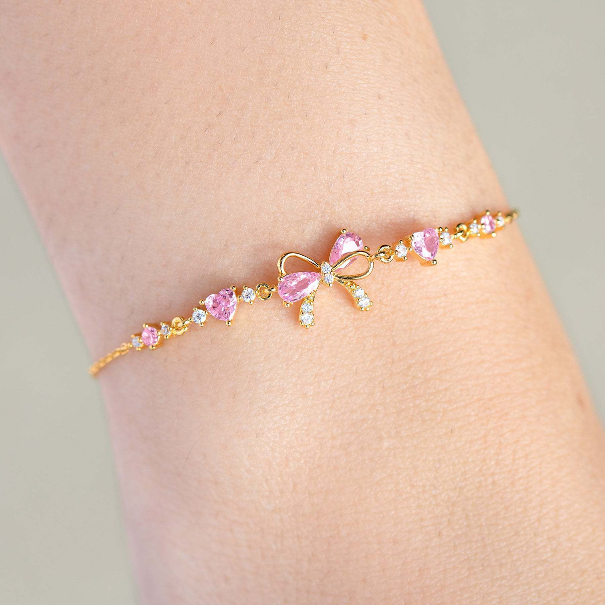 Adjustable Silver Bow Bracelet with Zircon