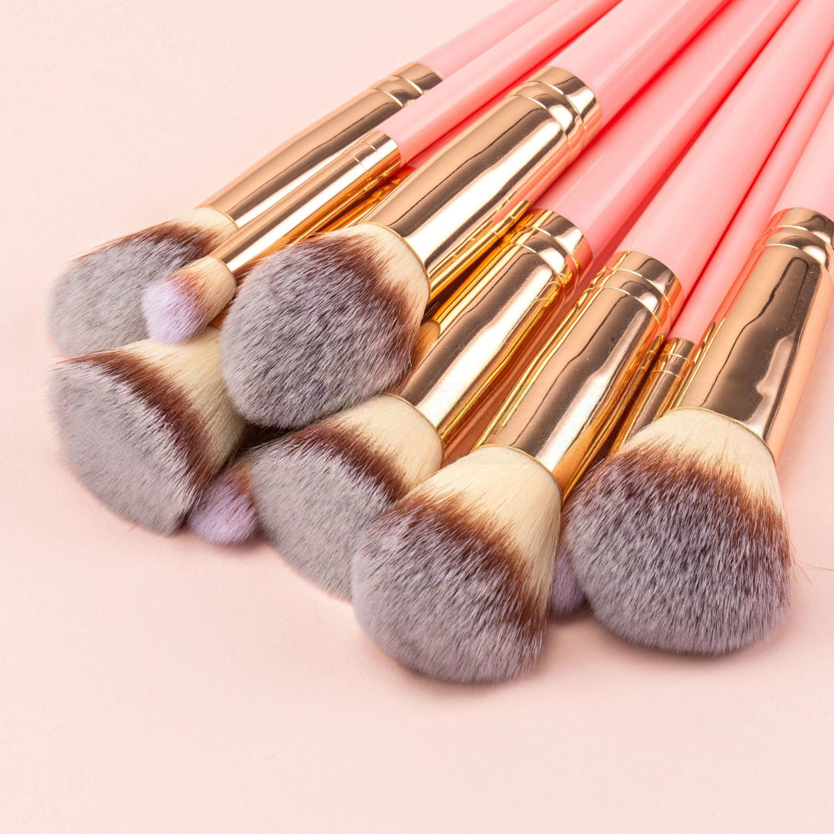 Makeup Brush Set with Cosmetic Bag