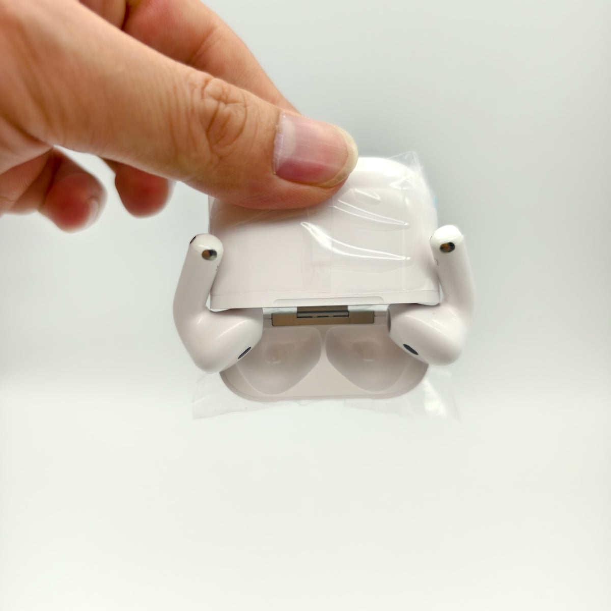 Wireless Noise-Cancelling Bass Headphones